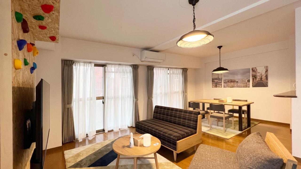 Dio Higashi Shinsaibashi Apartamento Osaca Exterior foto