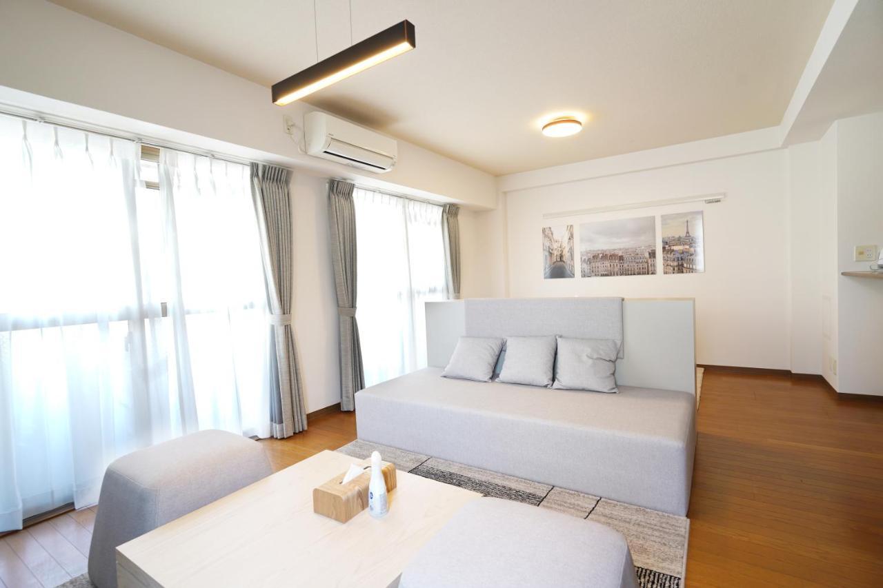 Dio Higashi Shinsaibashi Apartamento Osaca Exterior foto