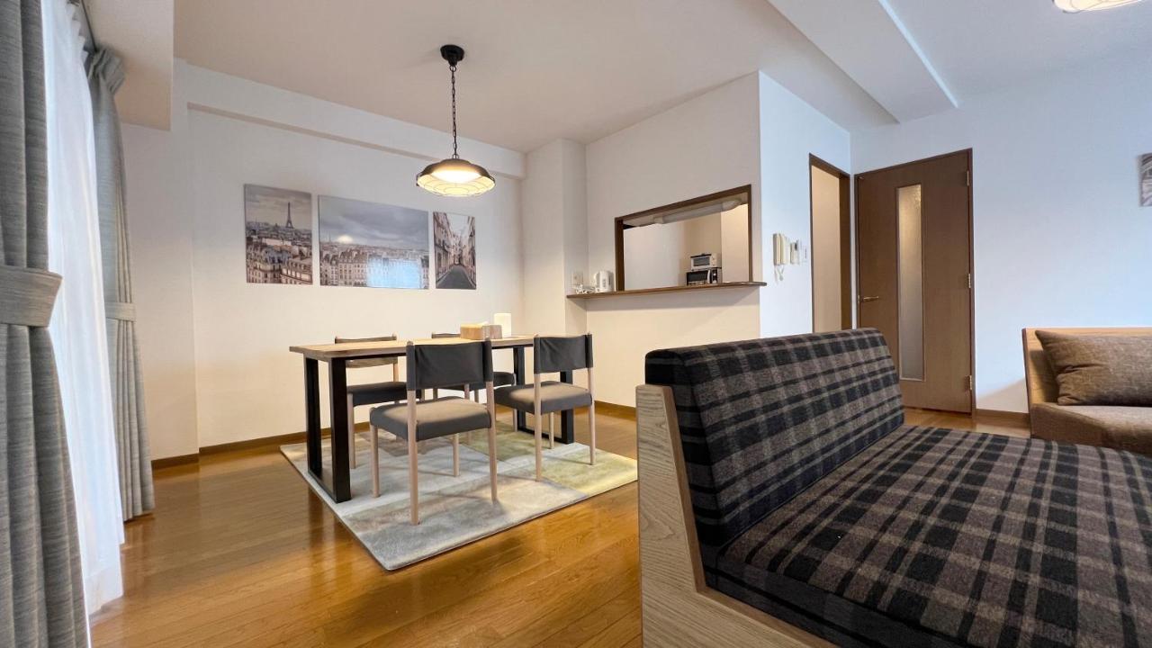 Dio Higashi Shinsaibashi Apartamento Osaca Exterior foto