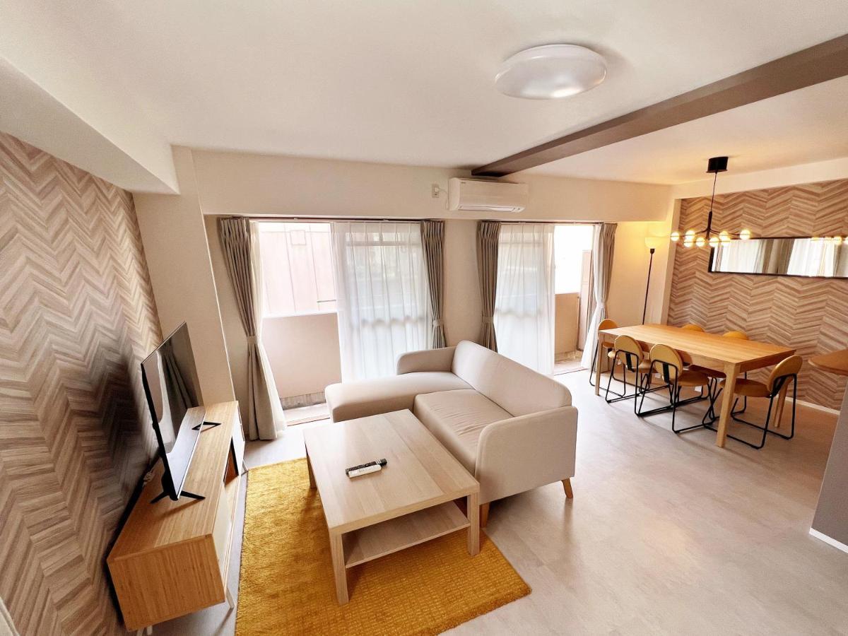 Dio Higashi Shinsaibashi Apartamento Osaca Exterior foto