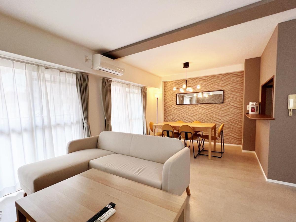 Dio Higashi Shinsaibashi Apartamento Osaca Exterior foto